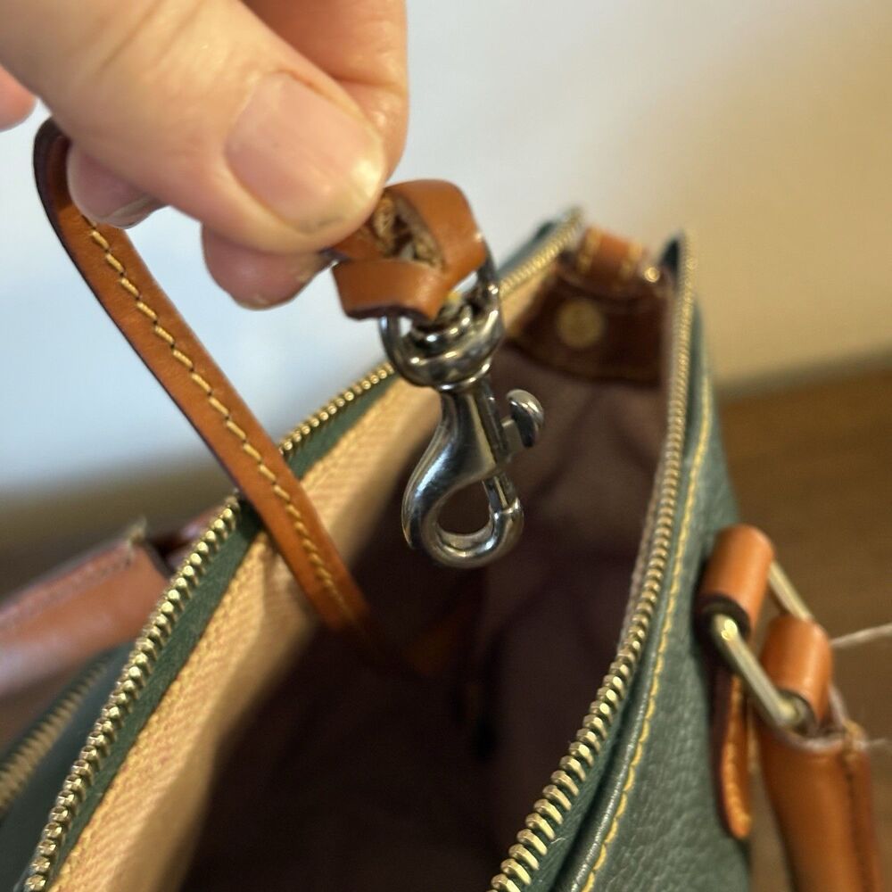 Dooney & Bourke Dillen Large Forest Green Zipper Pocket HOBO Sac Shoulder Bag - Picture 11 of 16